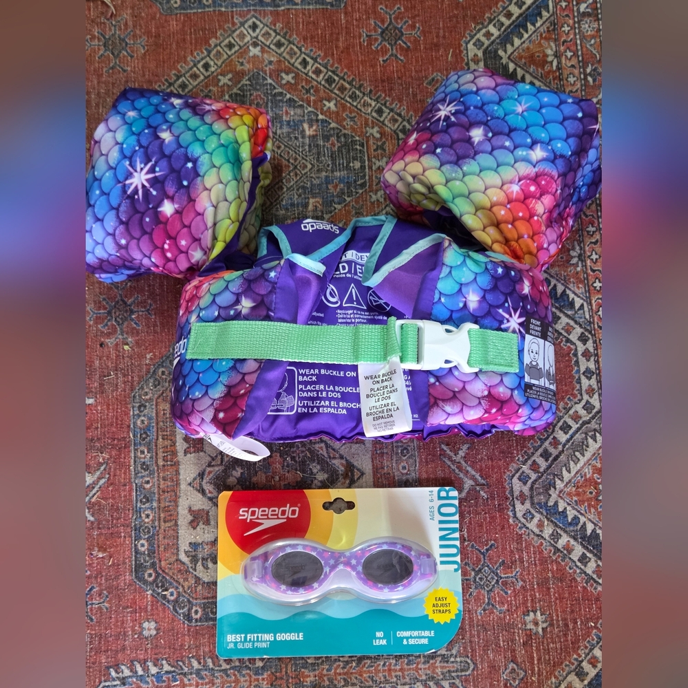 Speedo Junior Goggles and Opal Mermaid Life Jacket